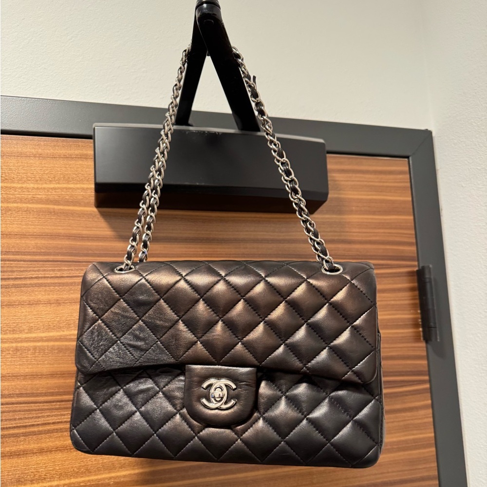 chanel bag ( FAUX)